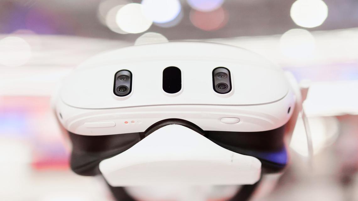 Meta is shutting down its VR metaverse 