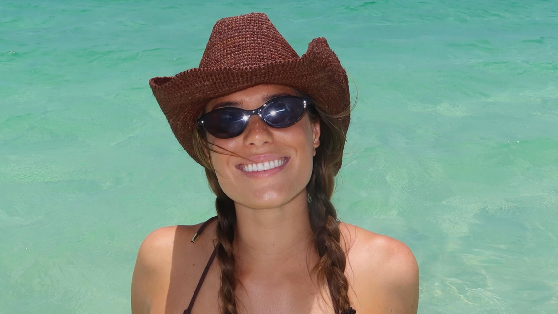 Joe Buck's Daughter Causes Stir With Black Swimsuit Photo 