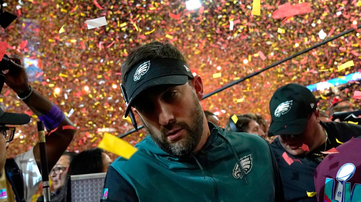 Philadelphia Eagles head coach Nick Sirianni reacts after losing the NFL Super Bowl 57 football game against the Kansas City Chiefs, Sunday, Feb. 12, 2023, in Glendale, Ariz. The Chiefs defeated the Philadelphia Eagles 38-35. (AP Photo/Abbie Parr)