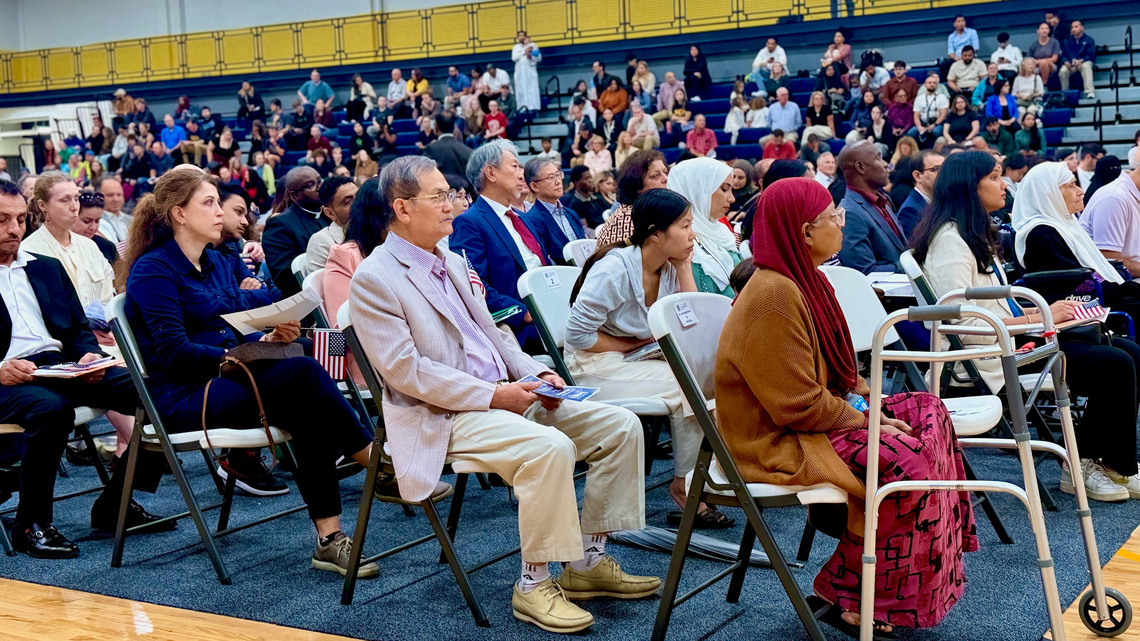 128 people become U.S. citizens at SC4 naturalization ceremony
