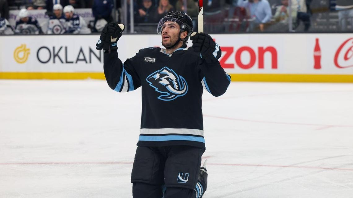Mammoth host Blues in final postseason tune-up 