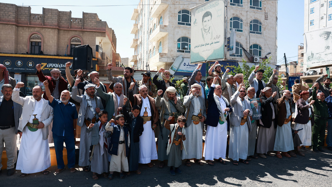 More than 200,000 people displaced since fighting in Yemen began, says UN agency 