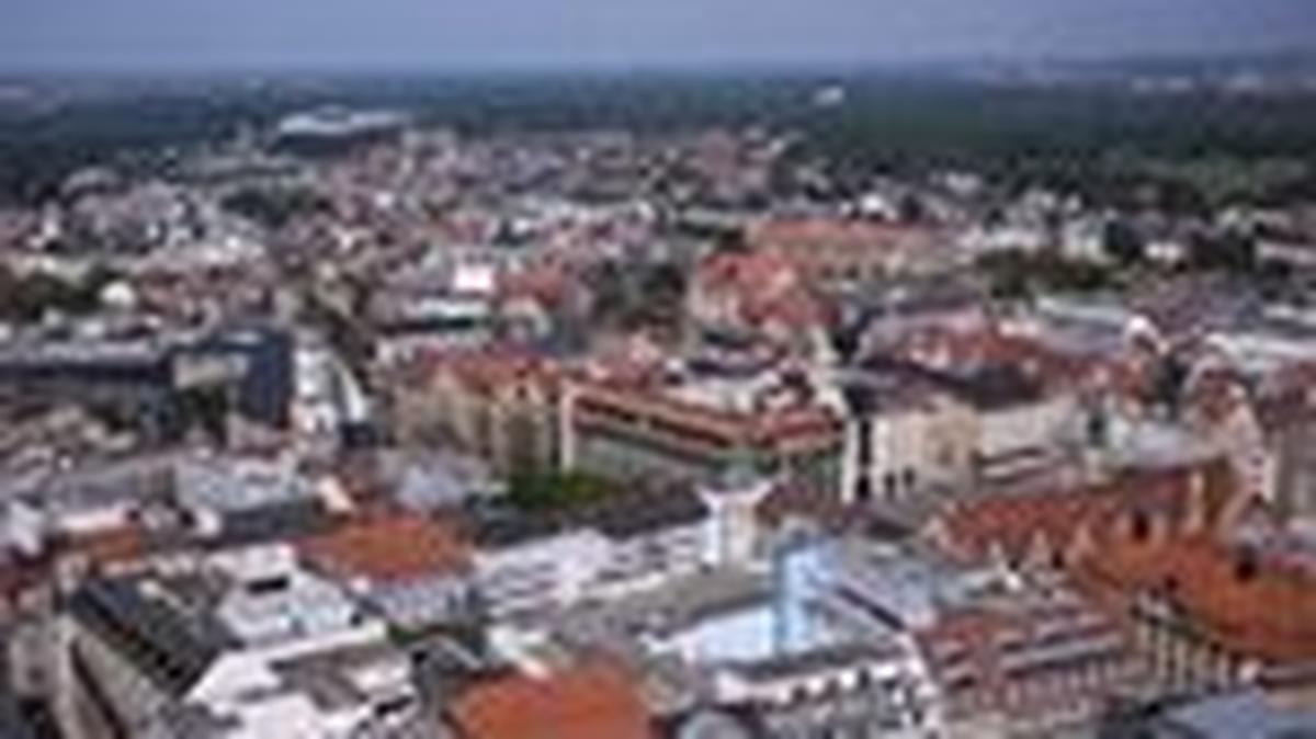 FIEL PHOTO: A general view of the central city in Leipzig. REUTERS/Annegret Hilse