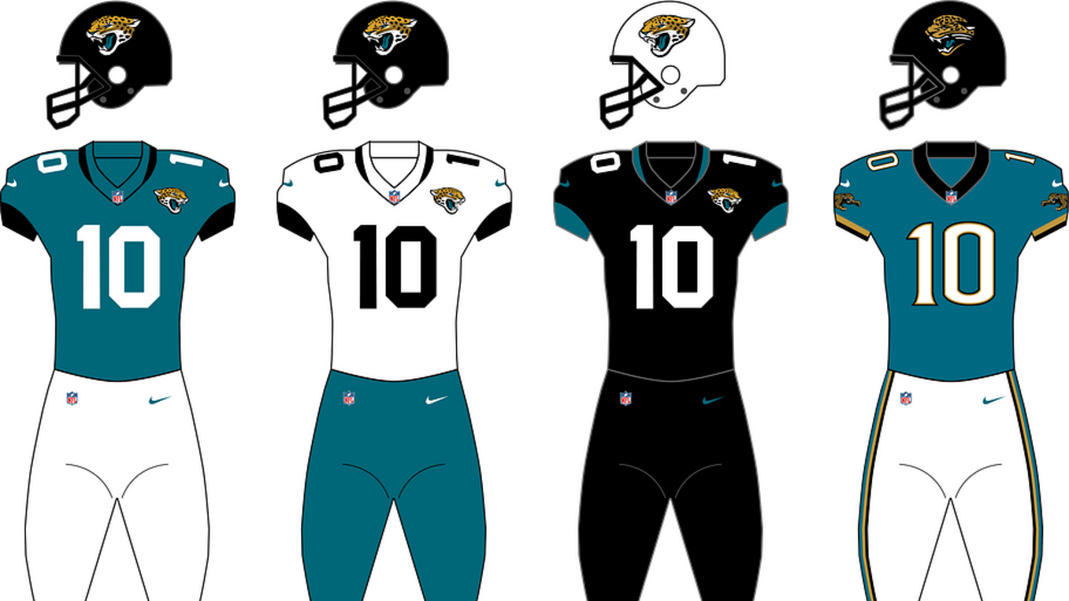  The Jaguars have some of the best throwback uniforms in the NFL. | Photo via Wikipedia 