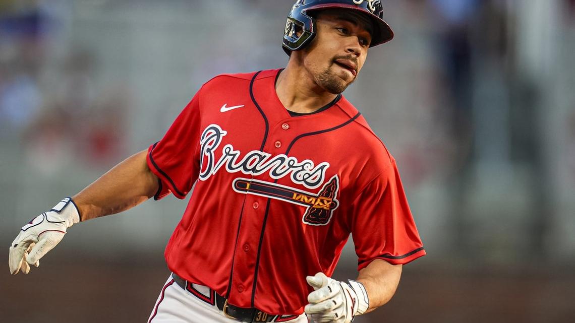Red Sox force extras, but Braves win on Mike Yastrzemski's hit 