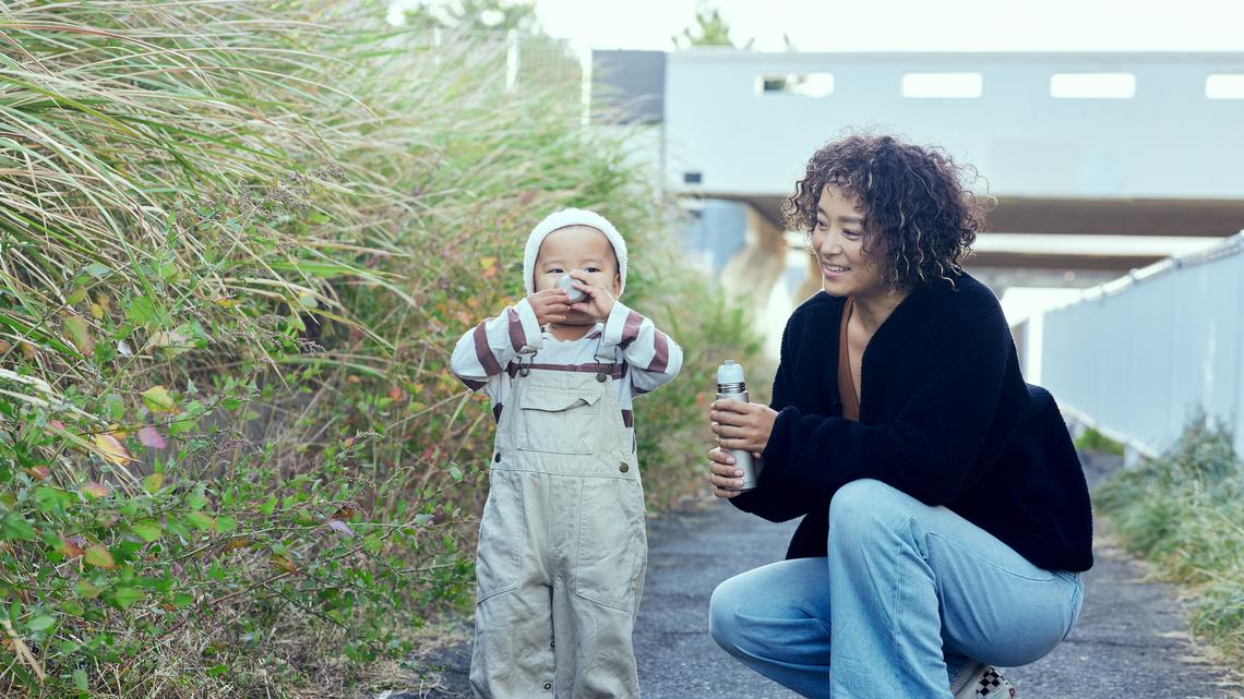 Keep Mom Hydrated! HydroJug Etchings Are Free for Mother's Day on Purchases Over $40 