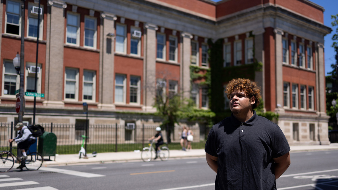 ‘That really breaks my heart': Chicago high school to sunset Arabic classes, prompting outcry from community