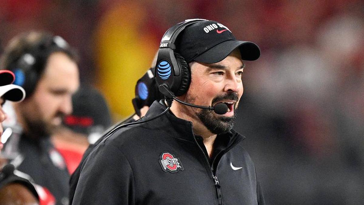 Dec 31, 2025; Arlington, TX, USA; Ohio State Buckeyes head coach Ryan Day reacts in the second quarter against the Miami Hurricanes during the 2025 Cotton Bowl and quarterfinal game of the College Football Playoff at AT&T Stadium. Mandatory Credit: Jerome Miron-Imagn Images | Jerome Miron-Imagn Images 