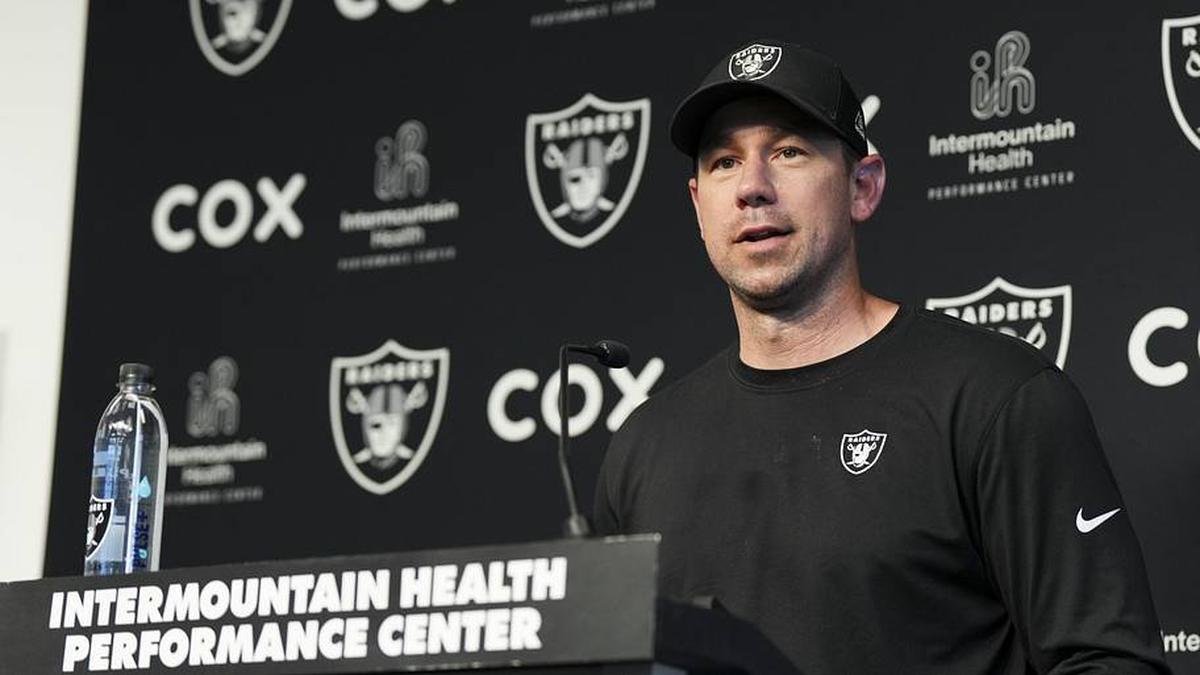  May 20, 2026; Henderson, NV, USA; Las Vegas Raiders head coach Klint Kubiak speaks during a news conference during organized team activities at Intermountain Health Performance Center. Mandatory Credit: Candice Ward-Imagn Images | Candice Ward-Imagn Images 