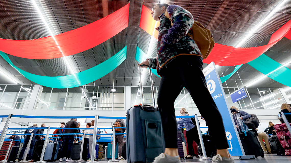 2026 holiday travel cheat sheet: How to hack airfares and score deals 