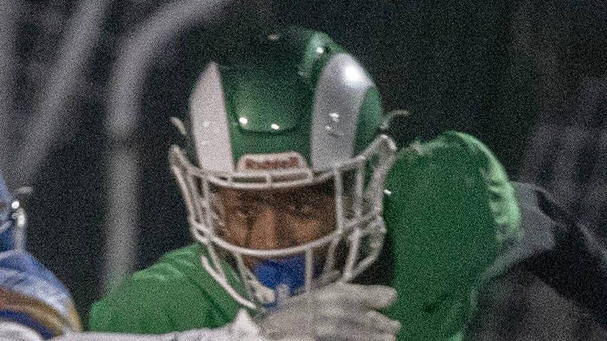  The St. Mary's Kenneth Moore III, left, takes on Serra's RJ Guldbech during the CIF NorCal Div. 2 football final against Serra's at St. Mary's Sanguinetti Field in Stockton on Dec. 5, 2025. St. Mary's won 31-24. | CLIFFORD OTO/THE STOCKTON RECORD / USA TODAY NETWORK via Imagn Images 