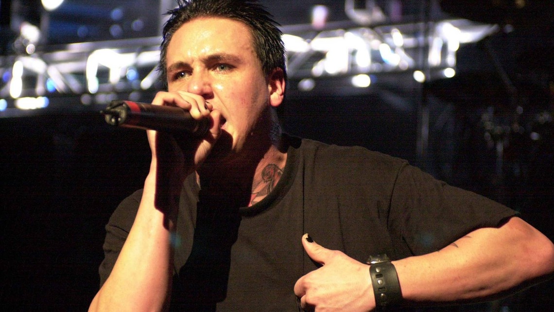'90s Rock Singer and Founding Member of Iconic Rock Band Turns 50 