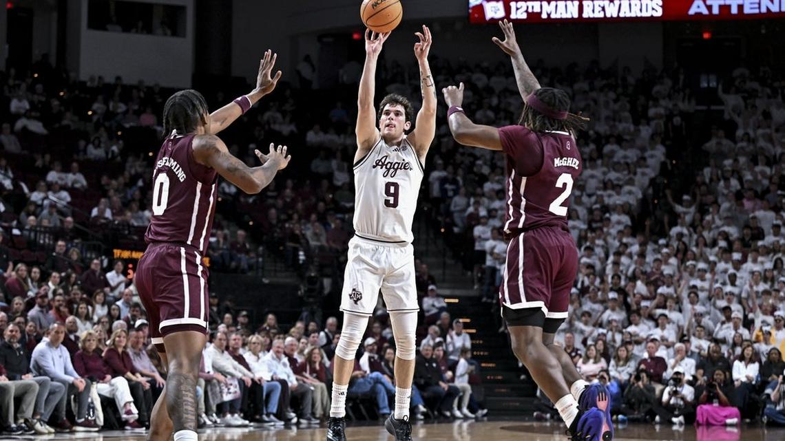 Ruben Dominguez, Texas A&M seek scoring touch vs. Sooners 