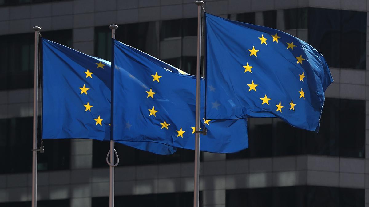 European Union flags fly outside the European Commission headquarters in Brussels, Belgium, April 10, 2019. REUTERS/Yves Herman