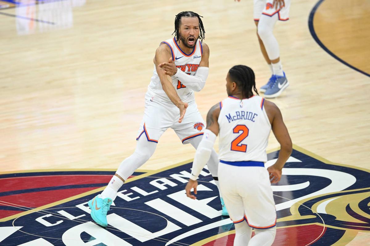  New York Knicks guard Jalen Brunson (11) reacts in the fourth quarter against the Cleveland Cavaliers 
