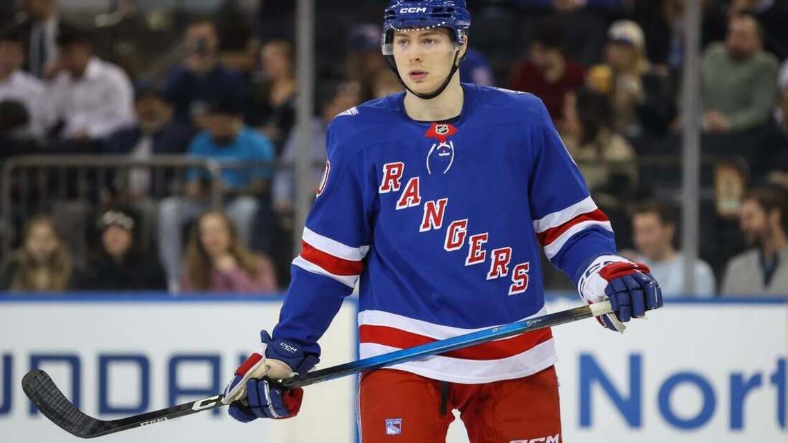 Rangers re-sign D Scott Morrow to 1-year contract 
