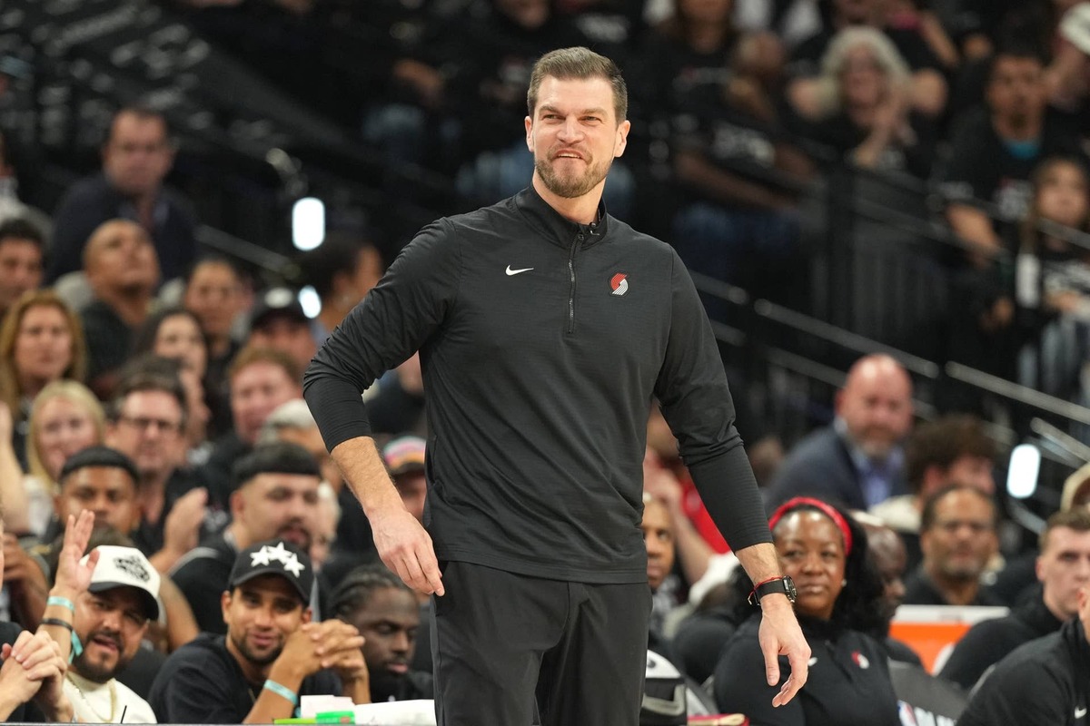  Portland Trail Blazers head coach Tiago Splitter Scott Wachter-Imagn Images