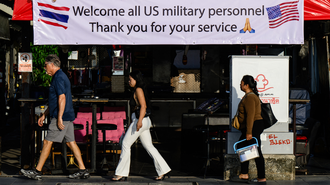 USS Lincoln's 5,000 sailors unwind in Thailand's Pattaya after long deployment 
