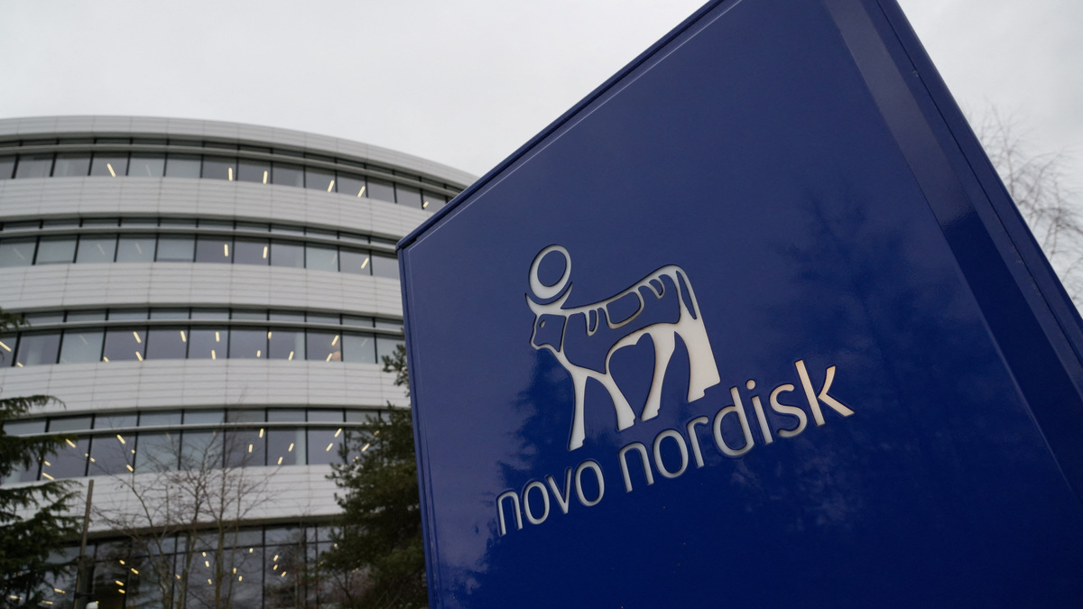 The logo of pharmaceutical company Novo Nordisk is displayed in front of its offices in Bagsvaerd, Copenhagen, Denmark, February 4, 2026. REUTERS/Tom Little