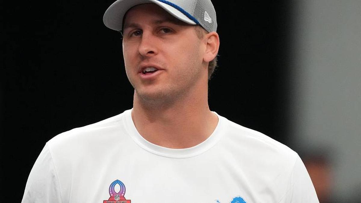  Feb 1, 2026; San Francisco, CA, USA; Detroit Lions quarterback Jared Goff (16) during NFC practice at the Flag Fieldhouse Moscone Center South Building. Mandatory Credit: Kirby Lee-Imagn Images | Kirby Lee-Imagn Images 