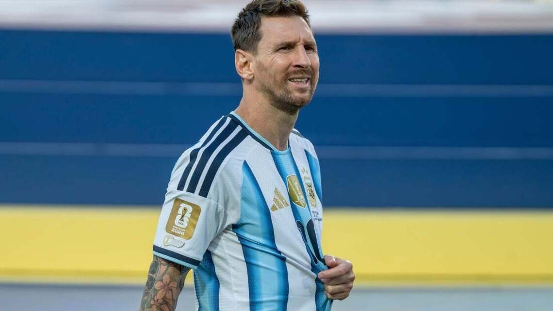 Lionel Messi ends Argentina career with goal, 2 assists in tear-filled farewell 