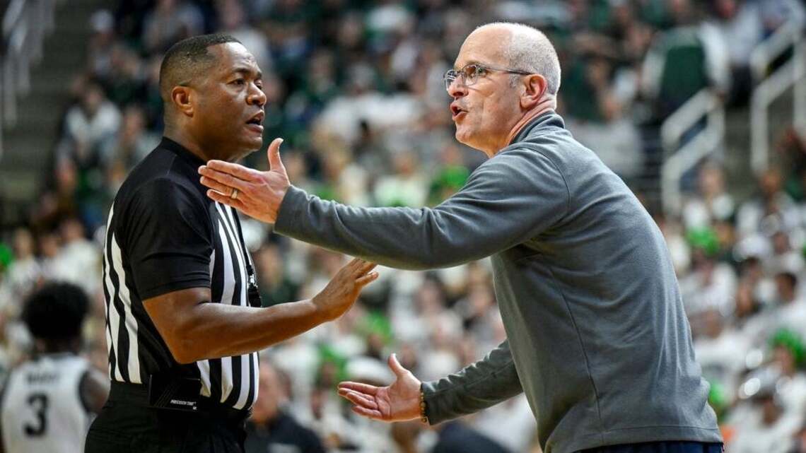 Report: UConn's Dan Hurley receives 2-year contract extension