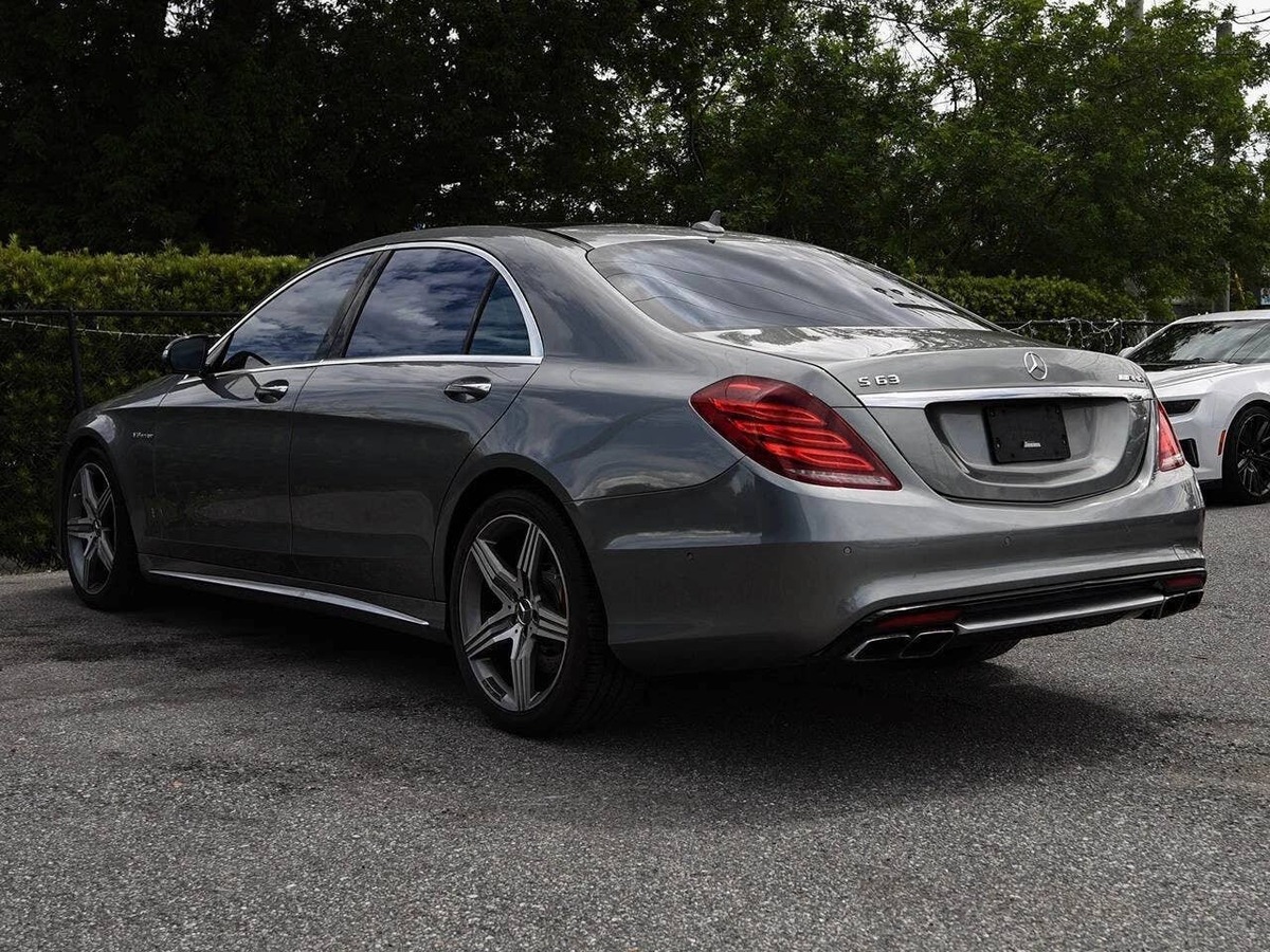  2015 Mercedes-Benz S63 AMG