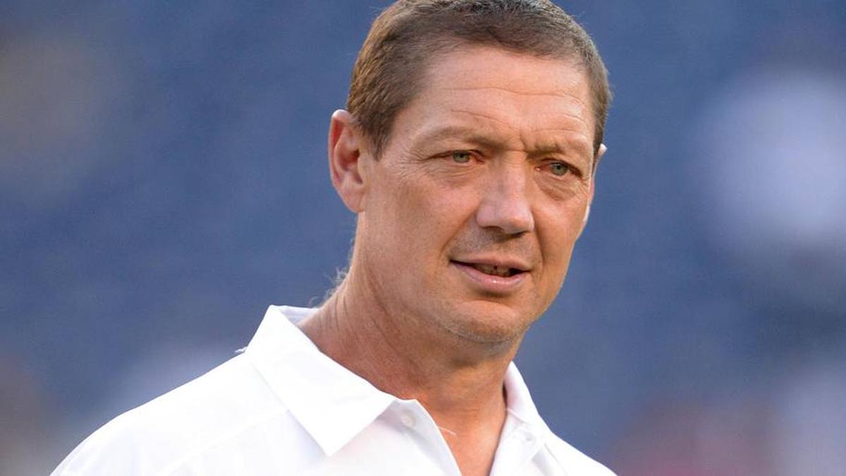  Sep 9, 2013; San Diego, CA, USA; Houston Texans offensive coordinator Rick Dennison during the game against the San Diego Chargers at Qualcomm Stadium. The Texans defeated the Chargers 31-28. Mandatory Credit: Kirby Lee-Imagn Images | Kirby Lee-Imagn Images 