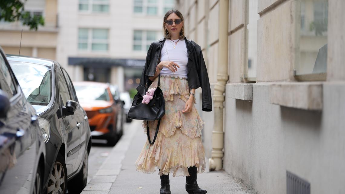 L.A. 'It' Girls Are Ditching Jeans for These Summer Skirt Styles 