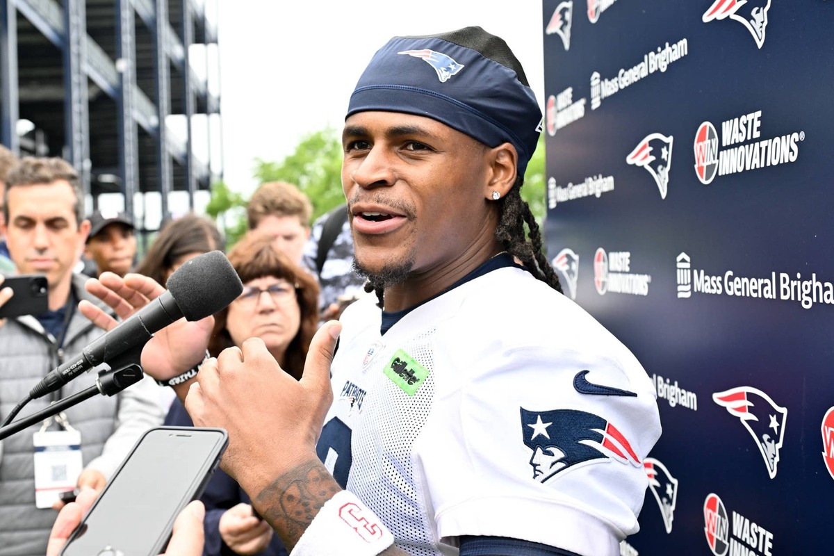  New England Patriots wide receiver DeMario Douglas (3) holds a press conference during minicamp at Gillette Stadium. Eric Canha-Imagn Images
