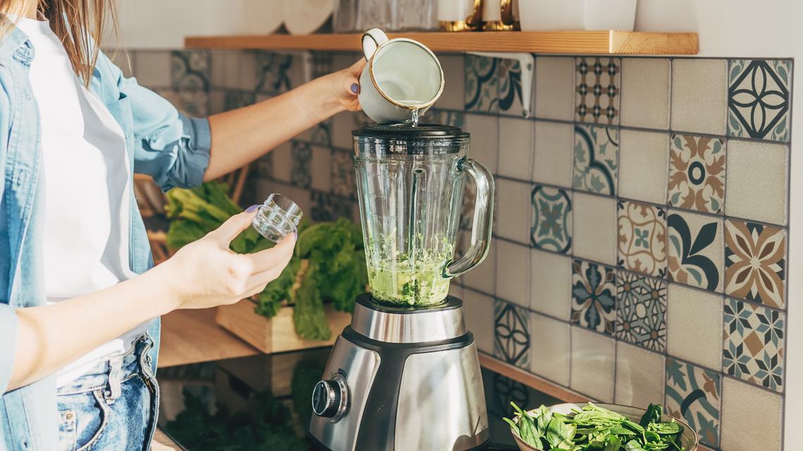 The Early Memorial Day Kitchen Sales Worth Shopping Right Now: Caraway, Our Place & More 