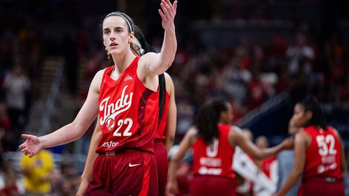 Fever visits Dream for battle of surging teams