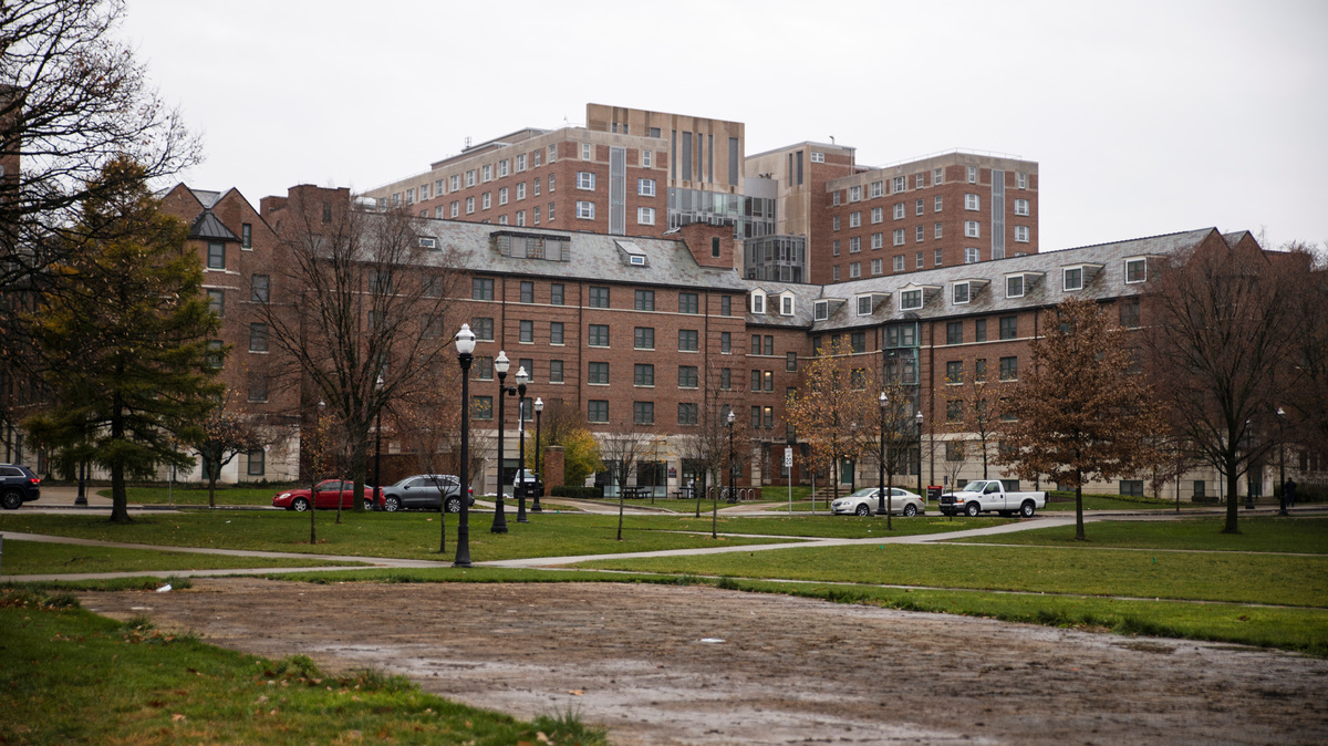 The Ohio State University campus in Columbus, Ohio, U.S., November 25, 2020.  REUTERS/Megan Jelinger