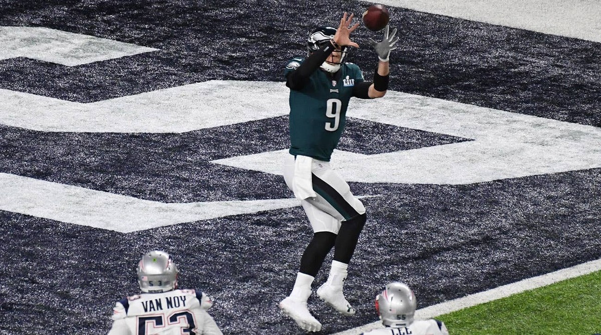  Eagles quarterback Nick Foles catches a touchdown pass against the New England Patriots in the second quarter in Super Bowl LII at U.S. Bank Stadium. (Credit: Kirby Lee-USA TODAY Sports)