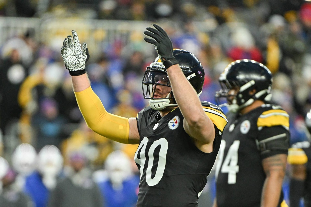  Pittsburgh Steelers linebacker T.J. Watt (90) reacts against the Buffalo Bills on Nov. 30, 2025. Barry Reeger-Imagn Images