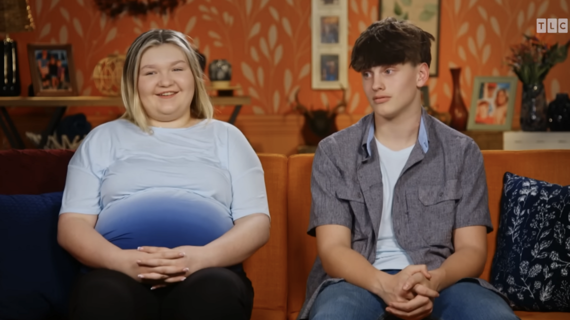 ‘Unexpected' Stars Bella Vaughn and Hunter Johnson Are Back Together 