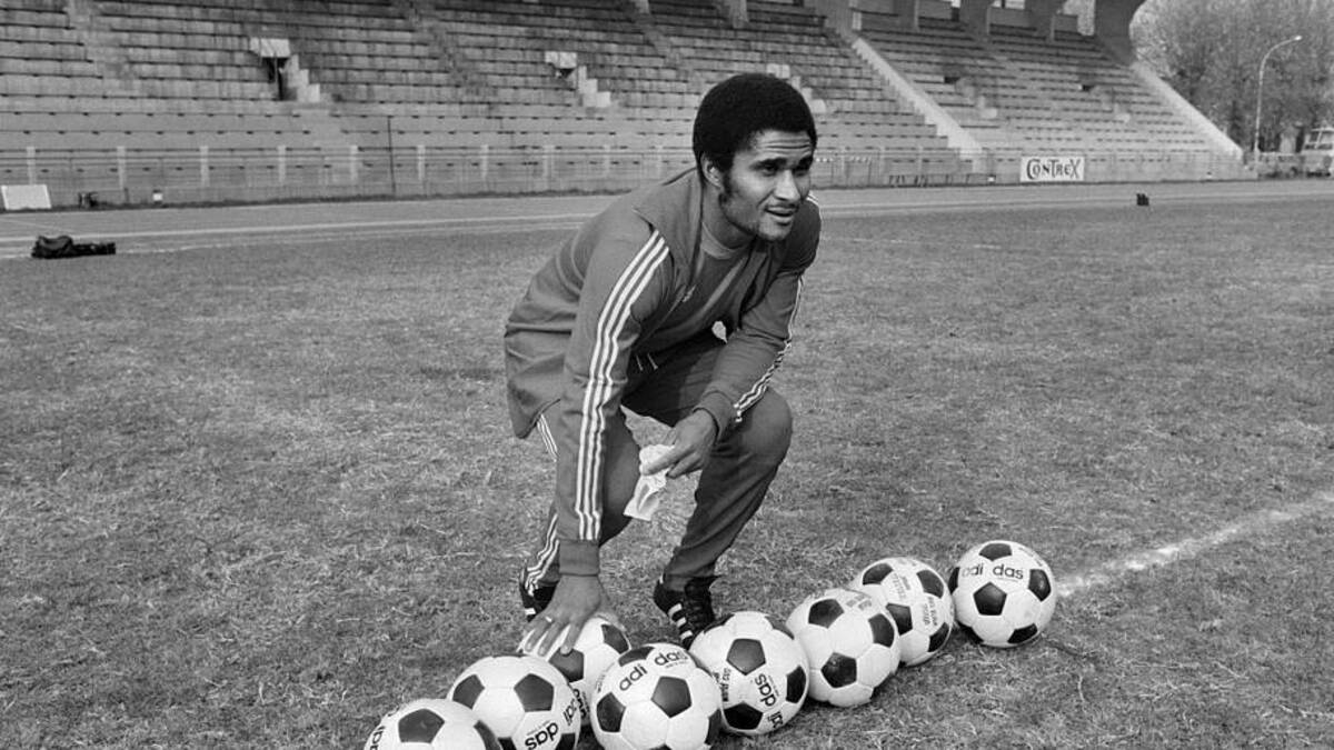  Eusebio was nicknamed the "Black Panther." | AFP/Getty Images 