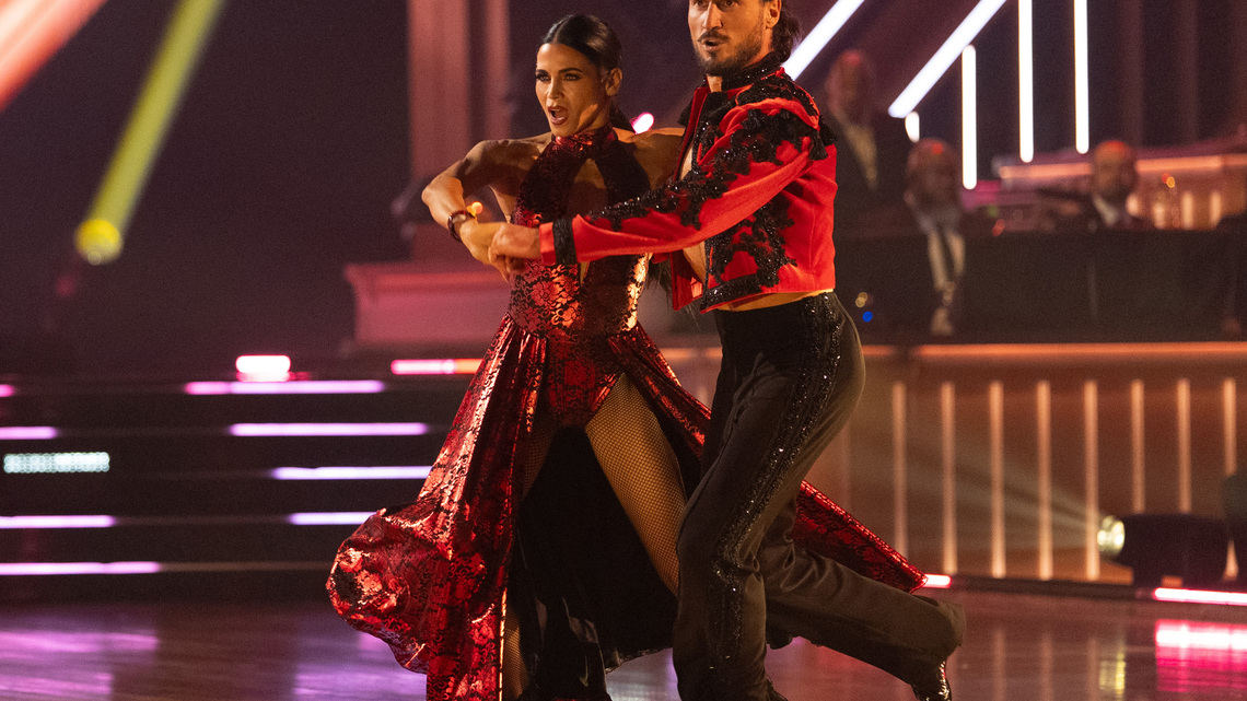 Jenna Dewan teases next ‘DWTS' performance with Alan Bersten amid Val Chmerkovskiy's suspension 