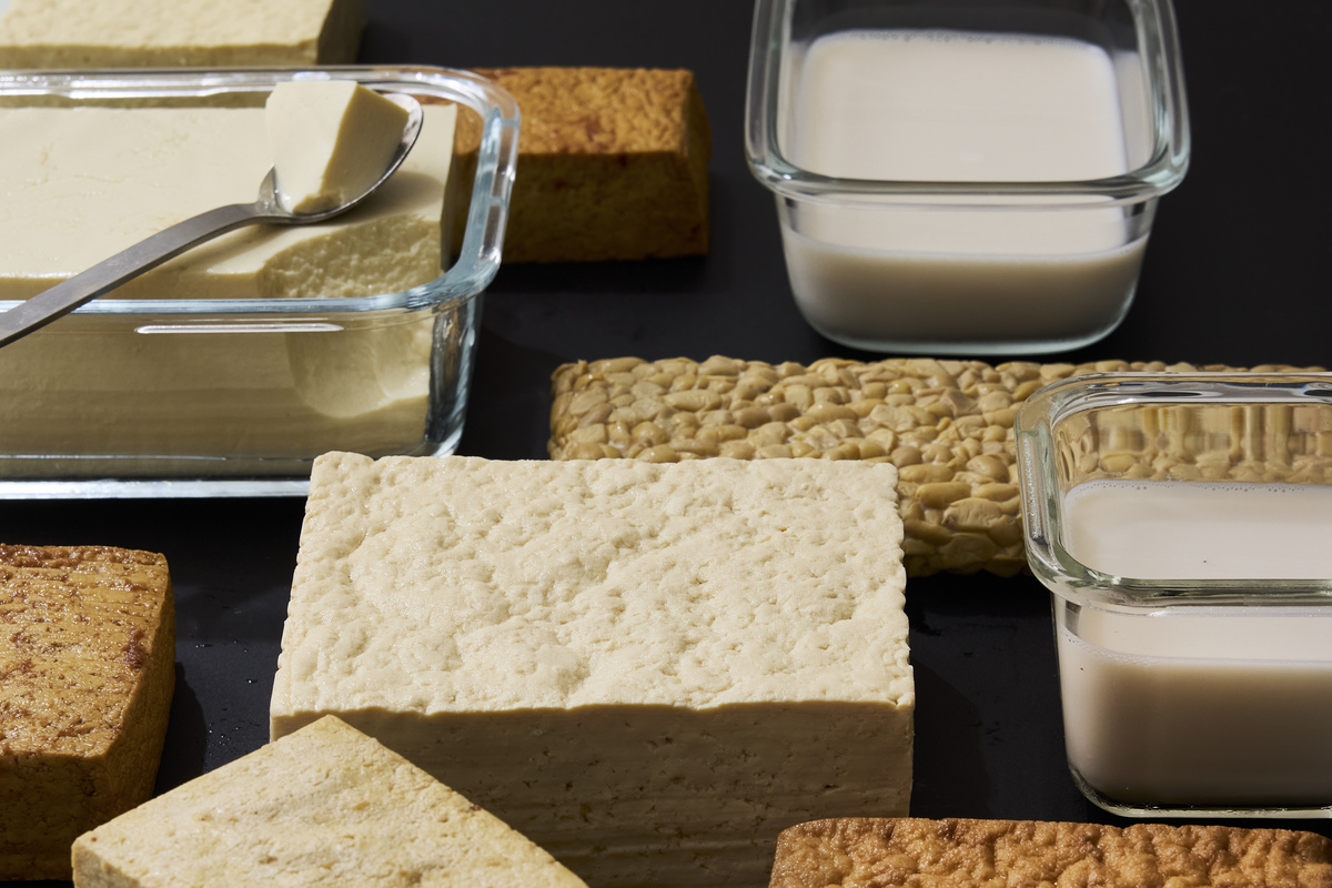 Soybeans (like edamame) and many soy products (such as tofu, soy milk and tempeh), which are nearly perfect foods when it comes to nutrition, in New York, June 16, 2026. It's challenging to find the two nutrients in a single food, but these categories offer a nice mix. (Bobbi Lin/The New York Times)