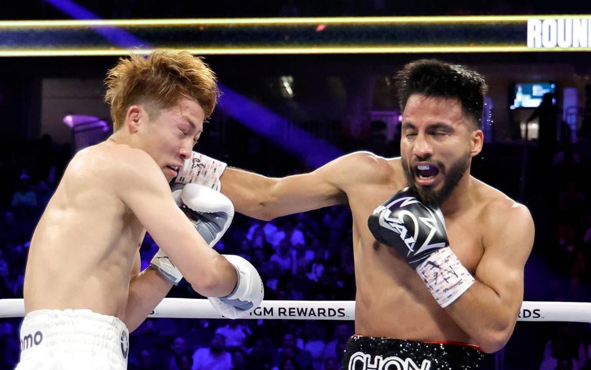  Naoya Inoue (L) takes a punch from Ramon Cardenas Steve Marcus/Getty Images