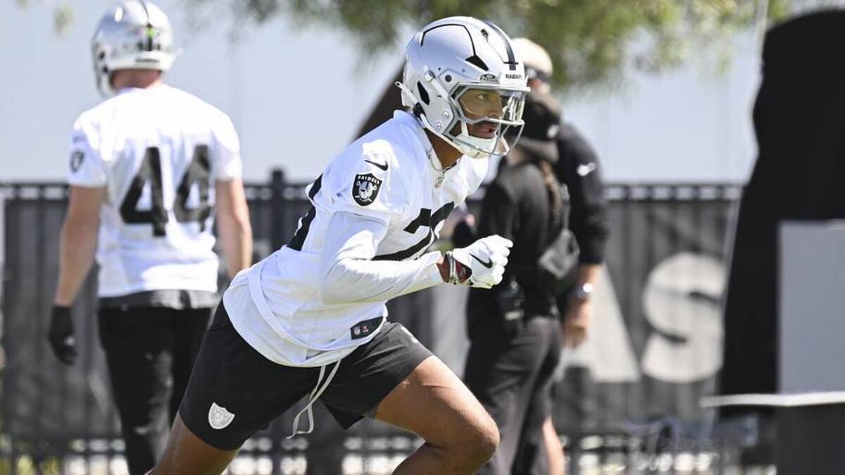  May 28, 2026; Henderson, NV, USA; Las Vegas Raiders cornerback Jermod McCoy (28) runs a drill during organized team activities at Intermountain Health Performance Center. Mandatory Credit: Candice Ward-Imagn Images | Candice Ward-Imagn Images 