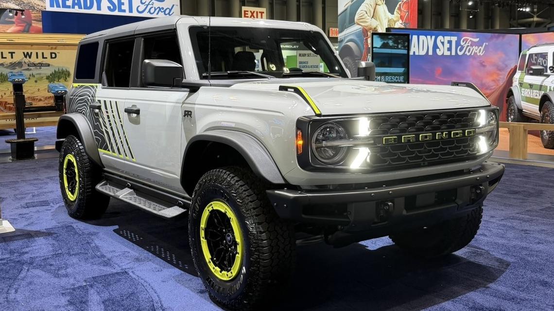Ford Bronco RTR Up Close Looks Ready to Have Fun with the Raptor 