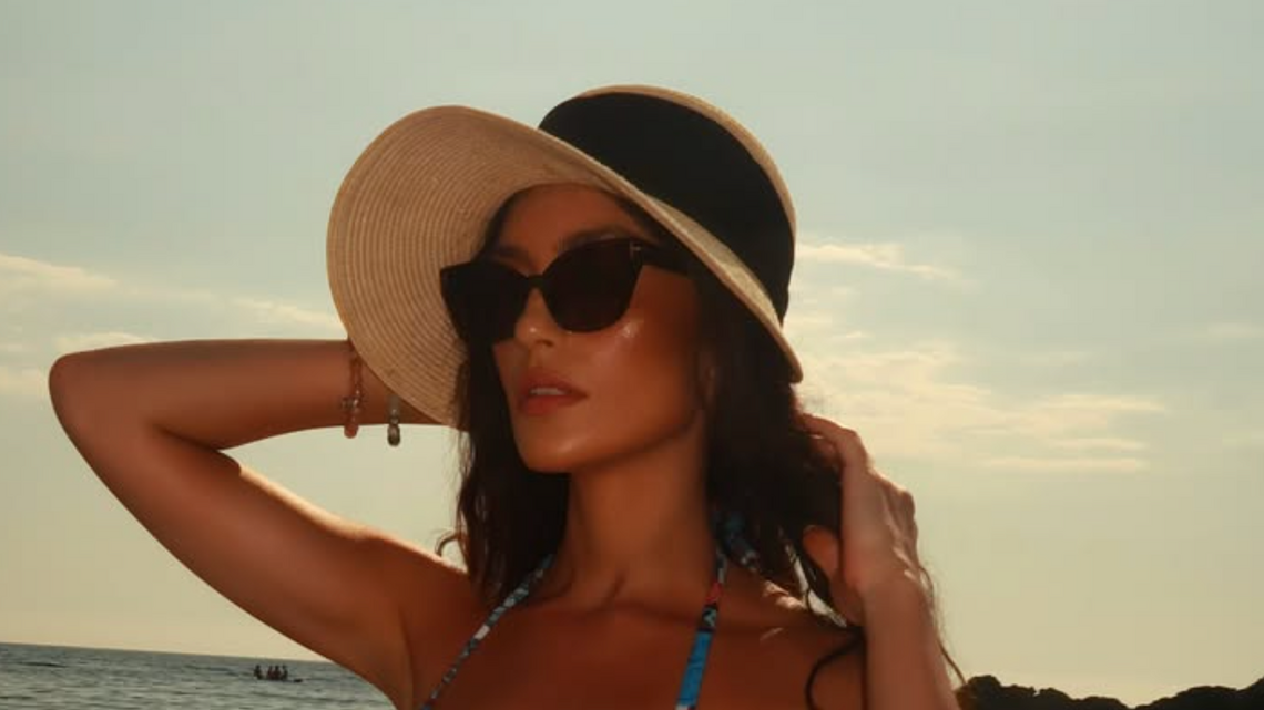 'Stunning' Sideline Reporter Taunts Fans With Swimsuit Photo at 31