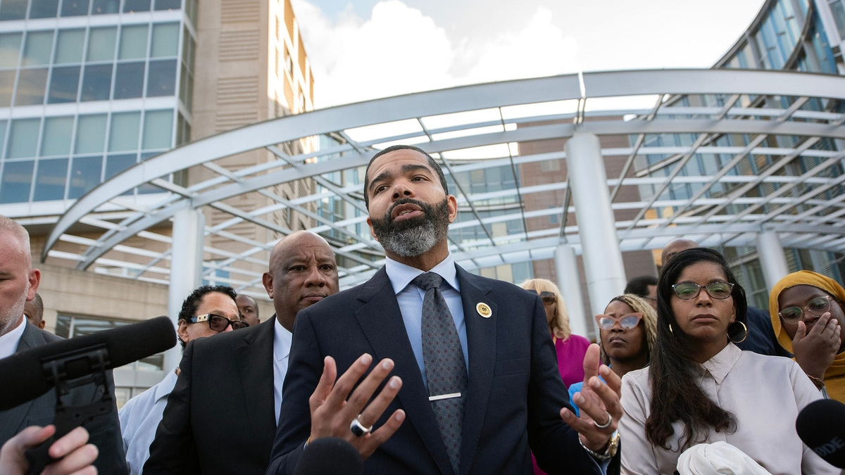 Former Jackson Mayor Chokwe Antar Lumumba addresses the media after pleading not guilty to federal charges at the Thad Cochran United States Courthouse in Jackson on Nov. 7, 2024. Lumumba pleaded guilty on Monday in connection with a bribery scandal involving a proposed downtown convention center project that also resulted in criminal charges against multiple city leaders.