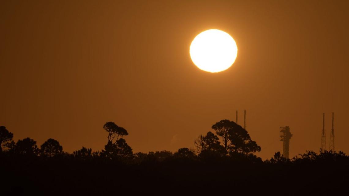 Global temperatures expected to keep setting heat records through 2030 