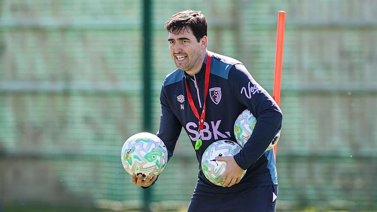  Iraola's principles are unique. | Robin Jones/AFC Bournemouth/Getty Images 
