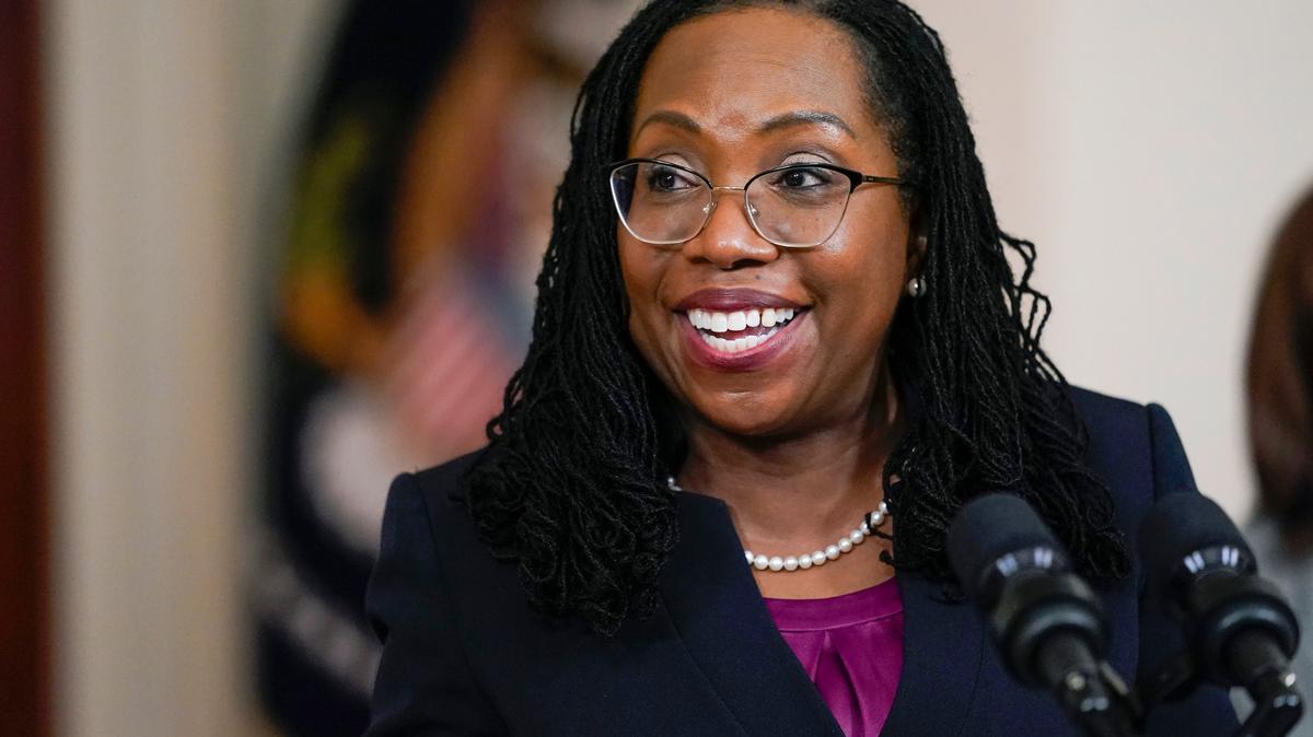 La jueza Ketanji Brown Jackson en la Casa Blanca en Washington el 25 de febrero del 2022. (Foto AP/Carolyn Kaster)