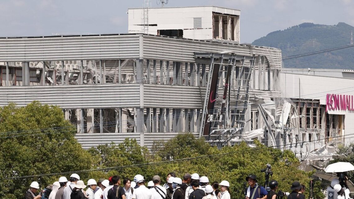 Japan earthquake: Death toll on Kyushu rises to 34 