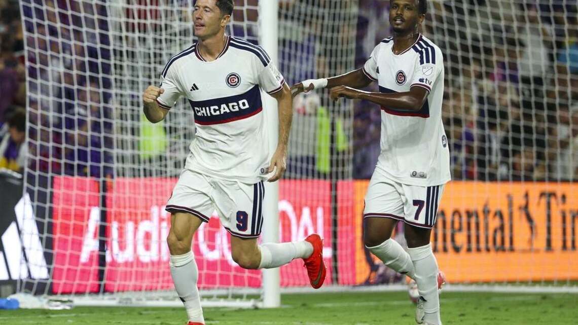 Robert Lewandowski's penalty kick leads Fire past Orlando City 