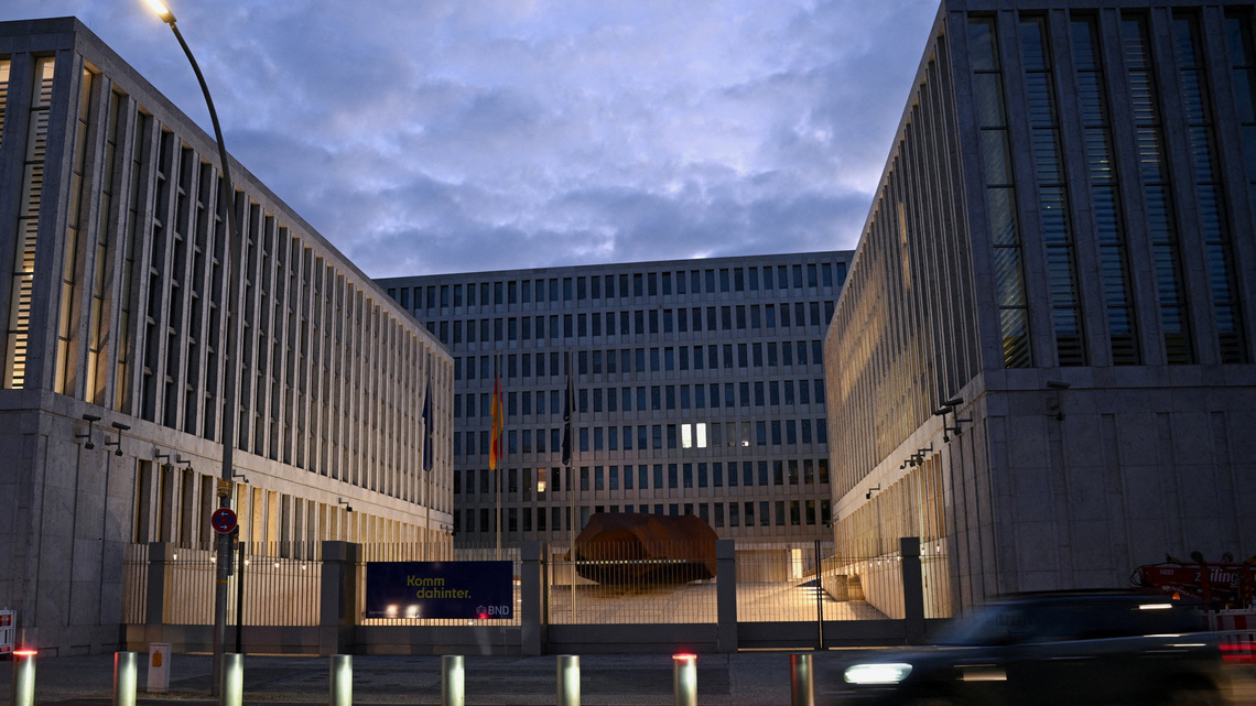 Former German spy chief had contacts with Chinese official, Spiegel reports 